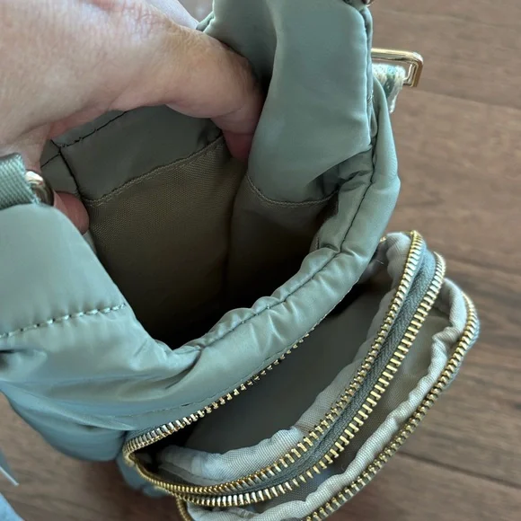 WanderFull Seafoam Quilted Crossbody Bag - Picture 4 of 5